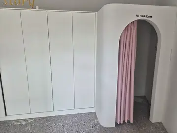 옥천 옷가게 폐업정리, 붙박이장과 바닥 철거 현장 현장 사진