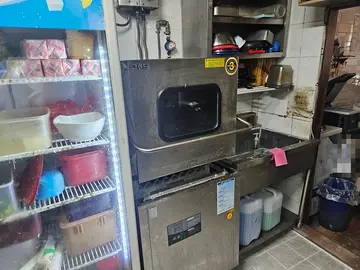 식당 철거 현장, 전주 분식집 천장·칸막이까지 2일 현장 사진